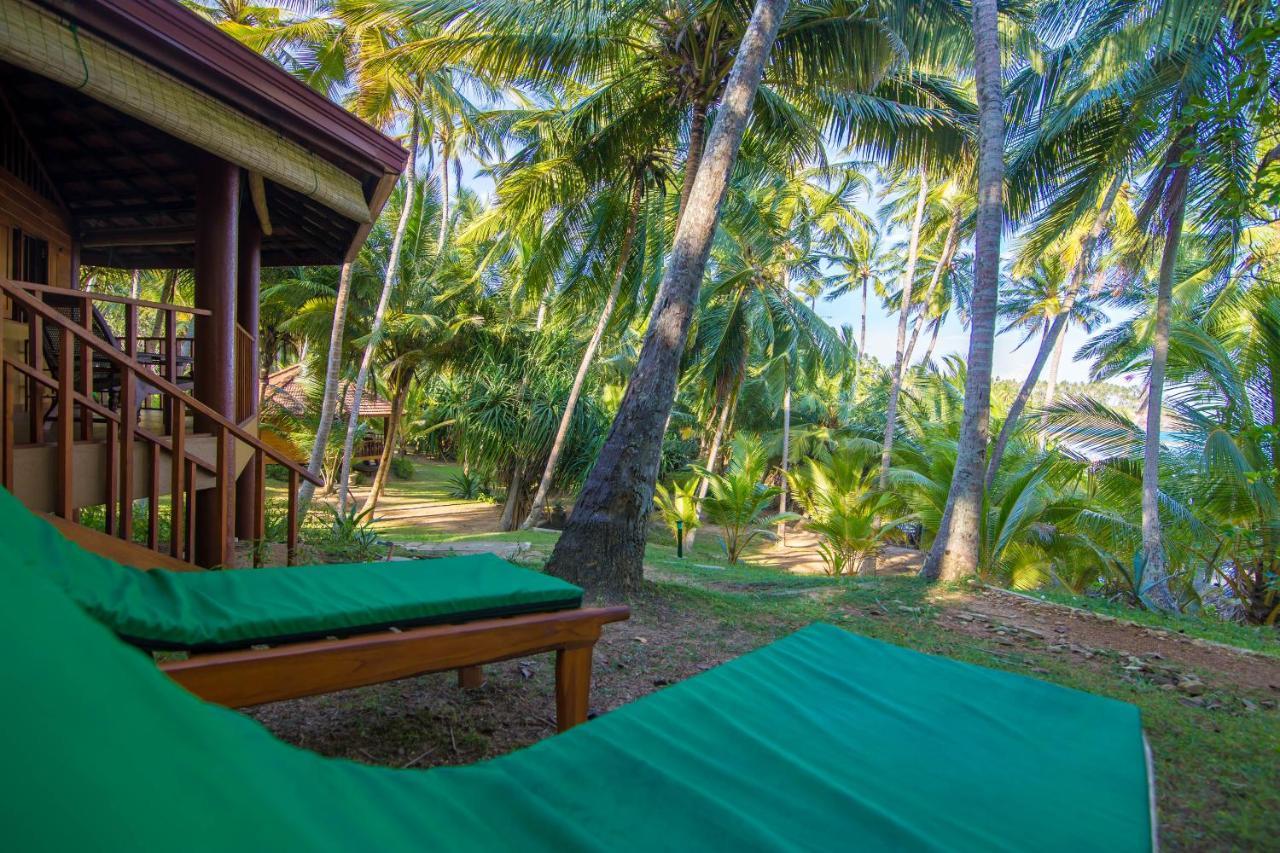 Palm Paradise Cabanas & Villas Beach Resort Tangalle Exterior photo